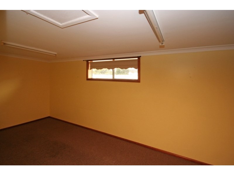 12 Bruchhauser Crescent, Elderslie NSW 2570