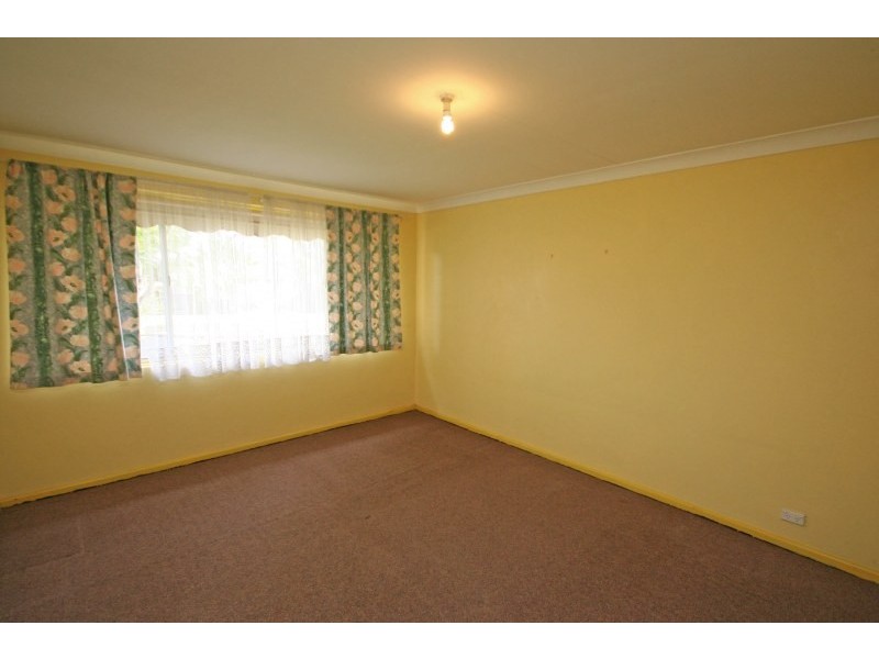 12 Bruchhauser Crescent, Elderslie NSW 2570