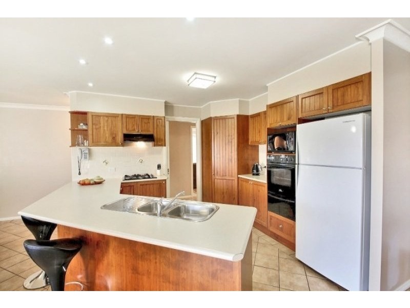 12 Border Close, Elderslie NSW 2570