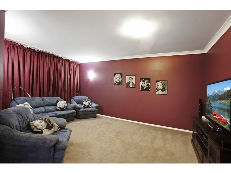 16 Barford Way, Harrington Park NSW 2567