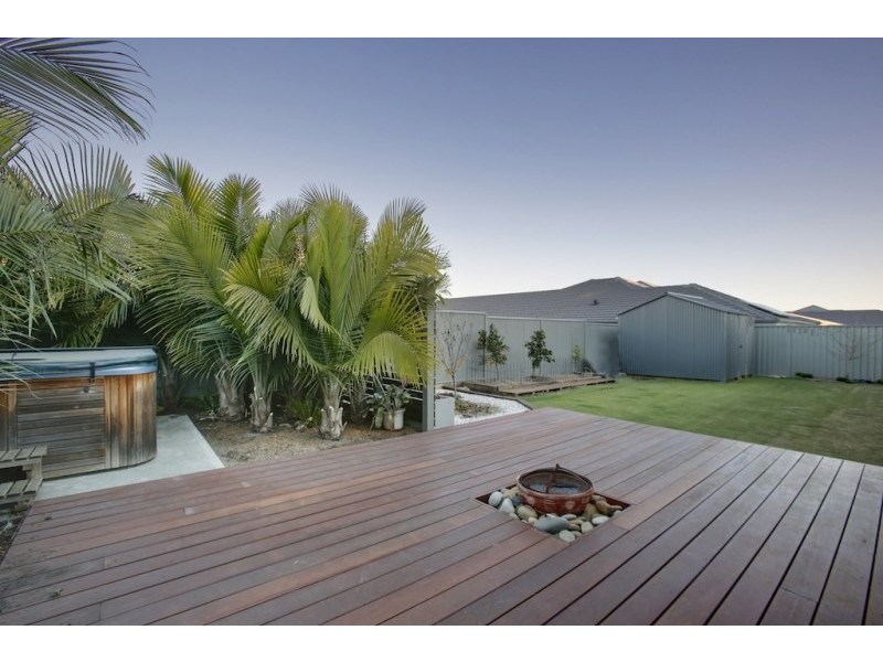 16 Barford Way, Harrington Park NSW 2567