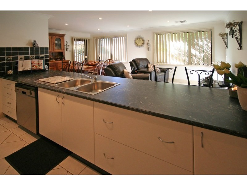 Unit 4/60 Old Hume Highway, Camden NSW 2570