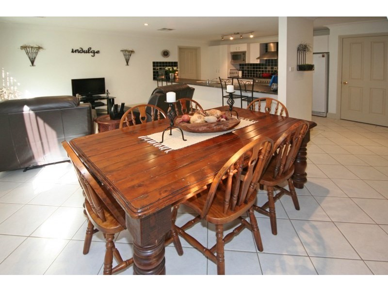 Unit 4/60 Old Hume Highway, Camden NSW 2570