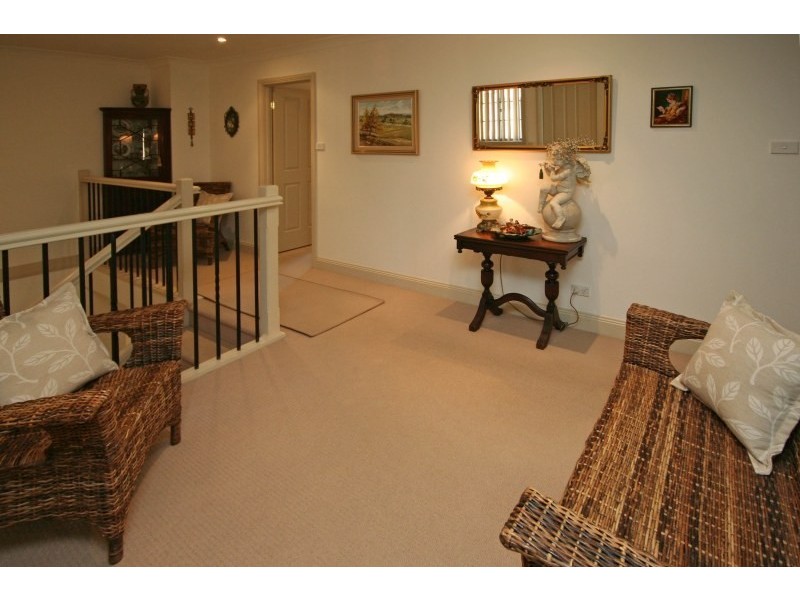 Unit 4/60 Old Hume Highway, Camden NSW 2570