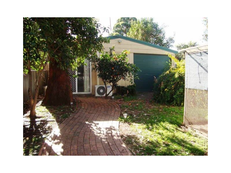 4 Ulmarra Avenue, Camden South NSW 2570