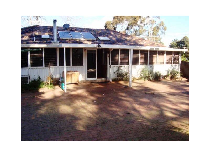 4 Ulmarra Avenue, Camden South NSW 2570