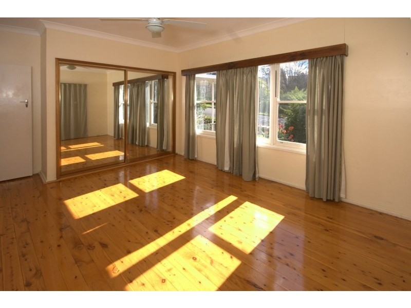 4 Rosalie Avenue, Camden NSW 2570