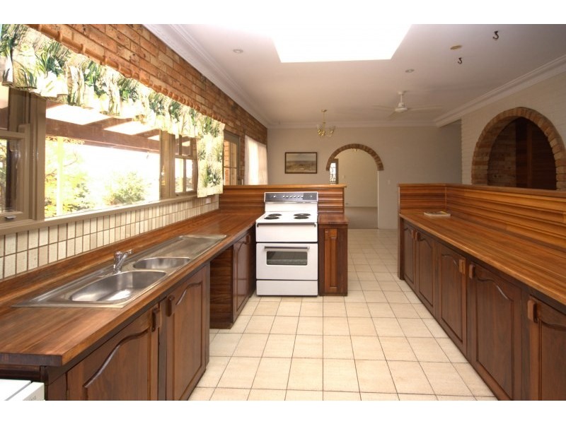 130 Eastview Drive, Camden NSW 2570