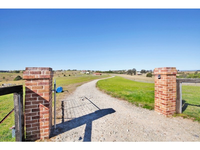 87 Stonebrook Meadows Road, Razorback NSW 2571