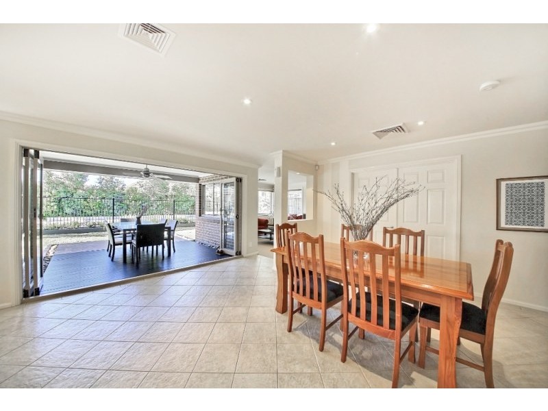 3 Wilmott Court, Camden Park NSW 2570