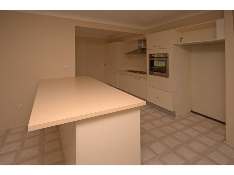 2 Faithfull Street, Elderslie NSW 2570