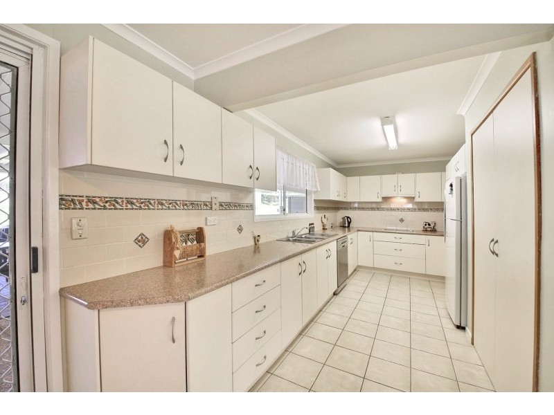 52 Station Street, Douglas Park NSW 2569