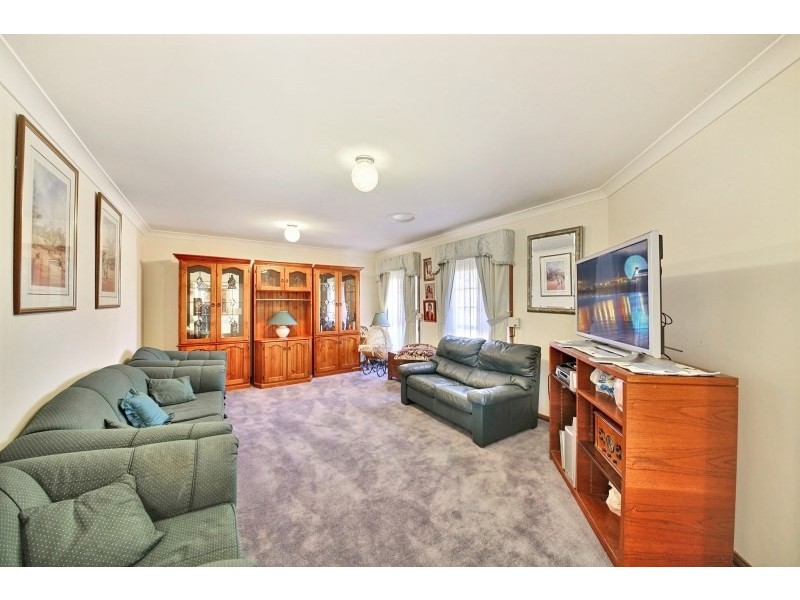 9 Marsilea Close, Mount Annan NSW 2567