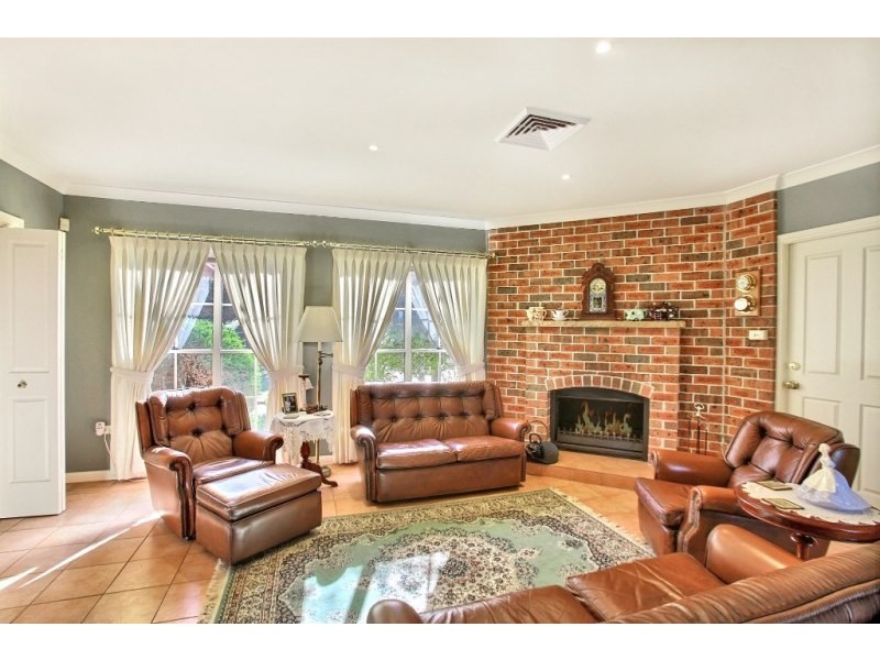 1 Camelot Close, Camden NSW 2570