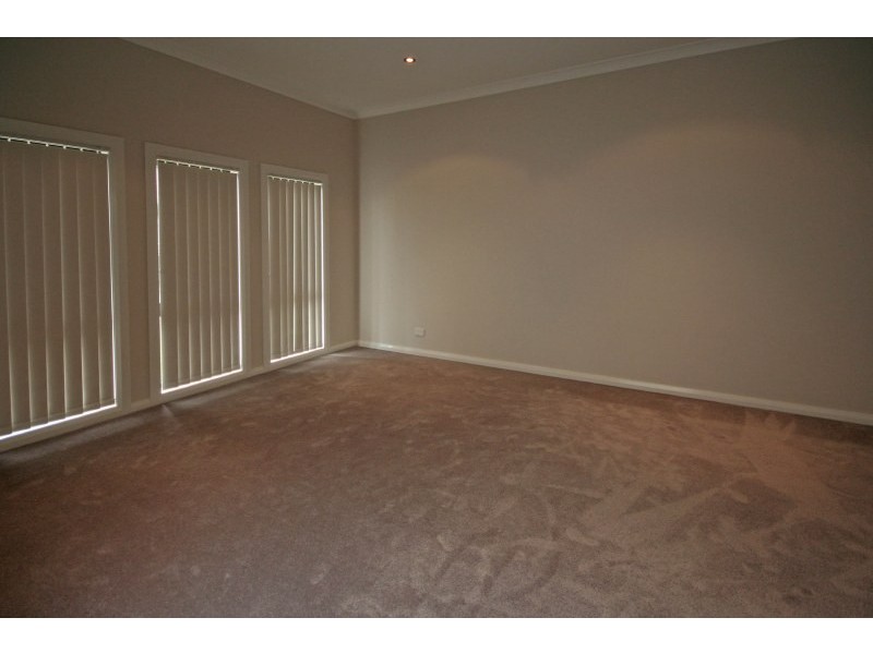 Elderslie NSW 2570