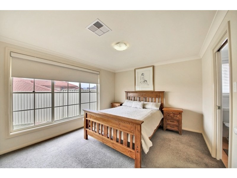 27 The Clearwater, Mount Annan NSW 2567