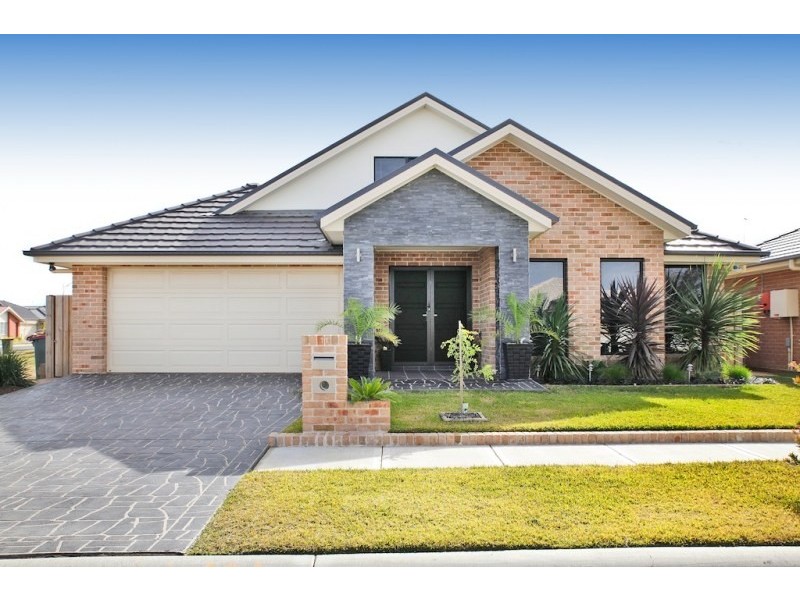 11 Minorca Circuit, Spring Farm NSW 2570
