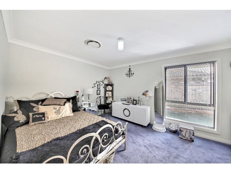 11 Minorca Circuit, Spring Farm NSW 2570