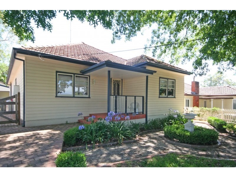 12 Victory Avenue, Camden NSW 2570