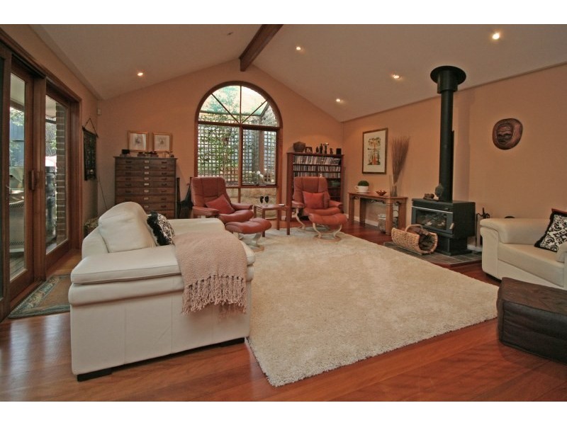 1 Acorn Grove, Elderslie NSW 2570