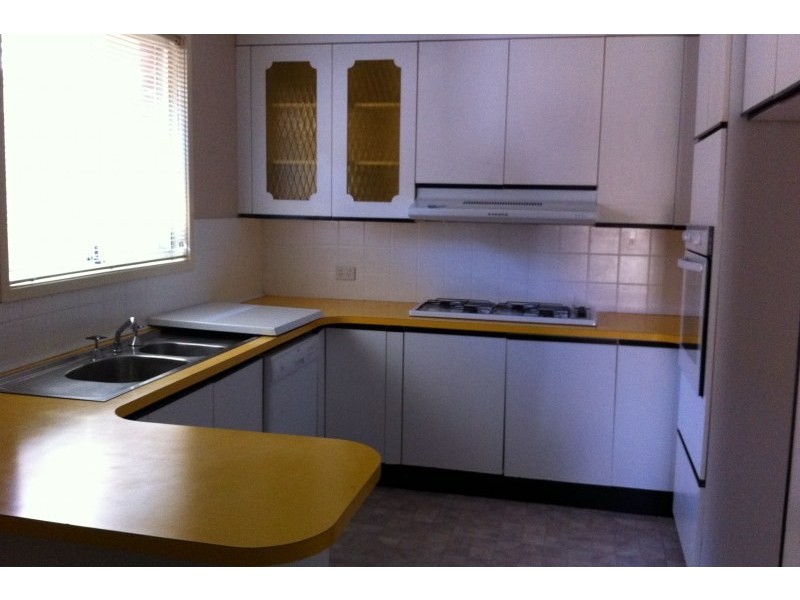 Unit 4/14 Reeve Place, Camden South NSW 2570