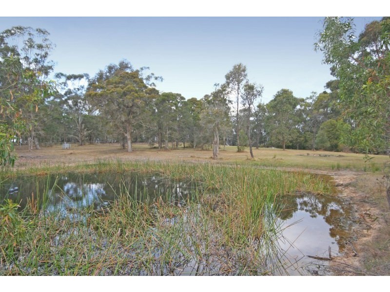 219 Donalds Range Road, Razorback NSW 2571