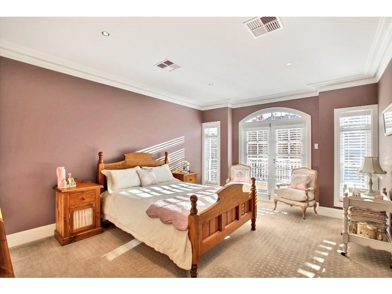 16 Tullet Street, Camden Park NSW 2570