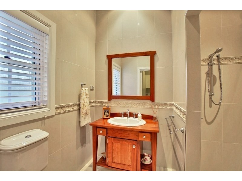 16 Tullet Street, Camden Park NSW 2570