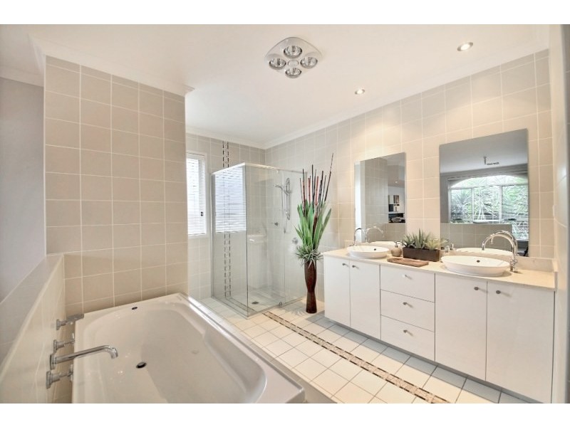 37 Justis Drive, Harrington Park NSW 2567