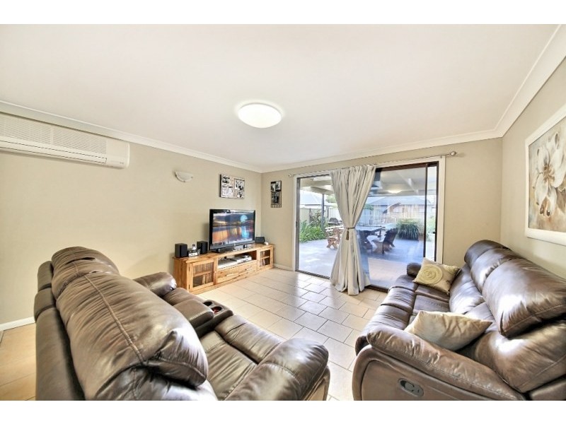 11 Antill Street, Picton NSW 2571