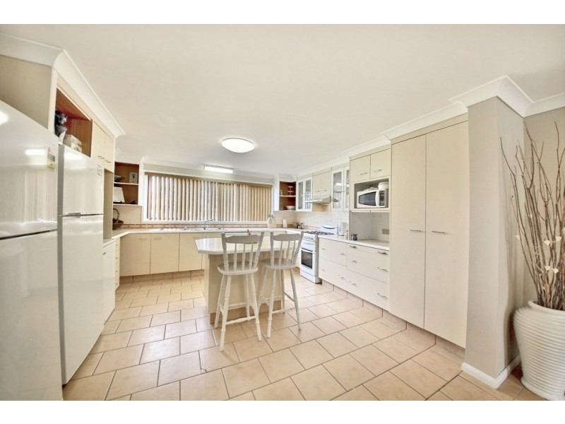 11 Antill Street, Picton NSW 2571