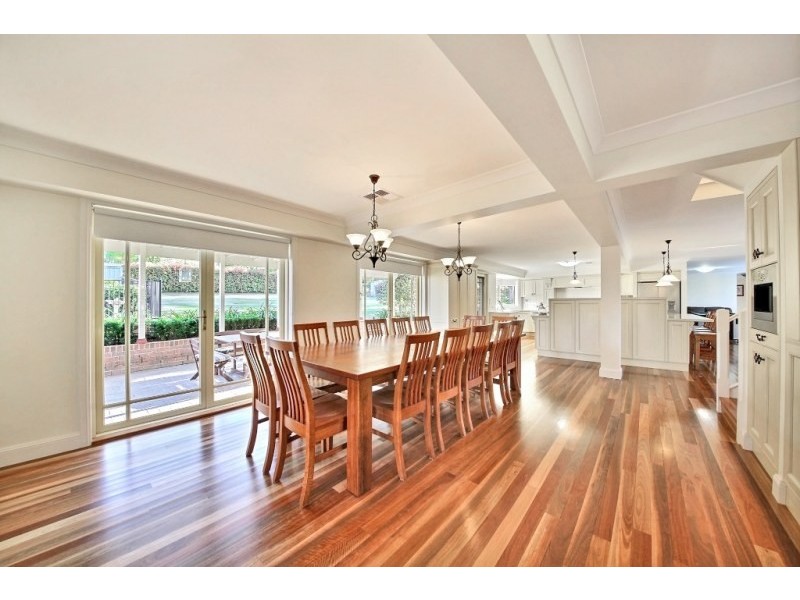 6 Willoughby Circuit, Grasmere NSW 2570