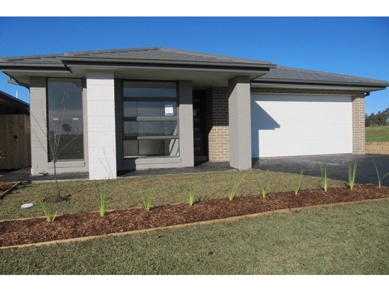 13 Rixon Road, Oran Park NSW 2570
