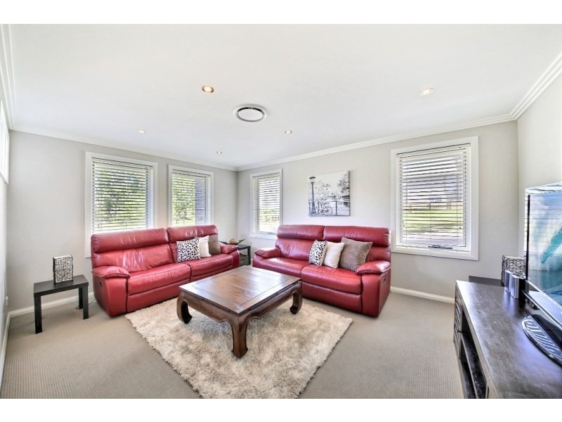 Elderslie NSW 2570