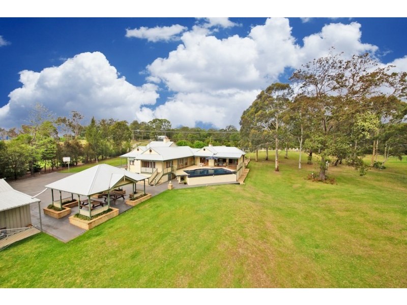35 Daley Close, The Oaks NSW 2570