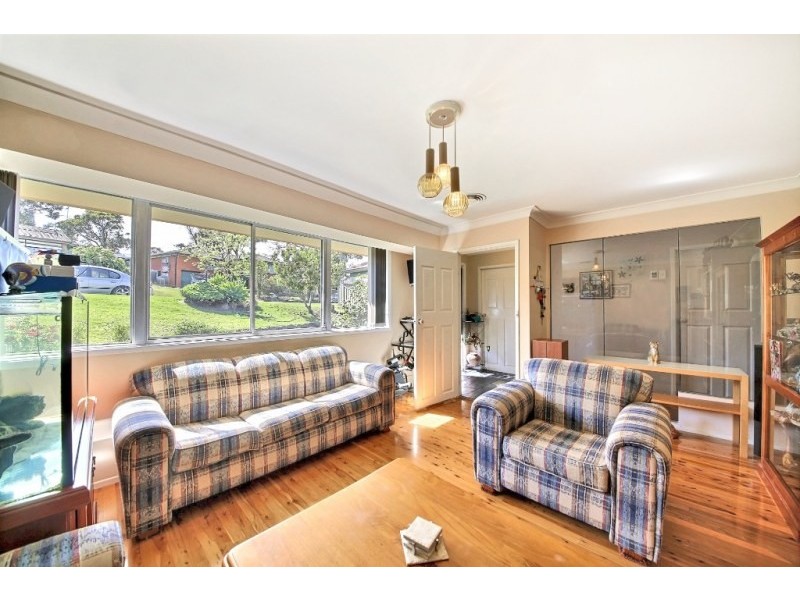 10 Flinders Avenue, Camden South NSW 2570