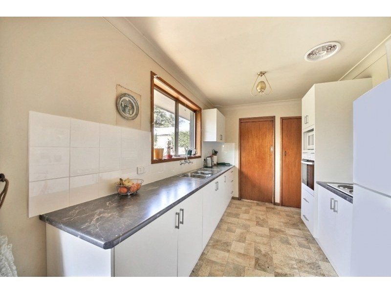 22 Cowper Drive, Camden South NSW 2570