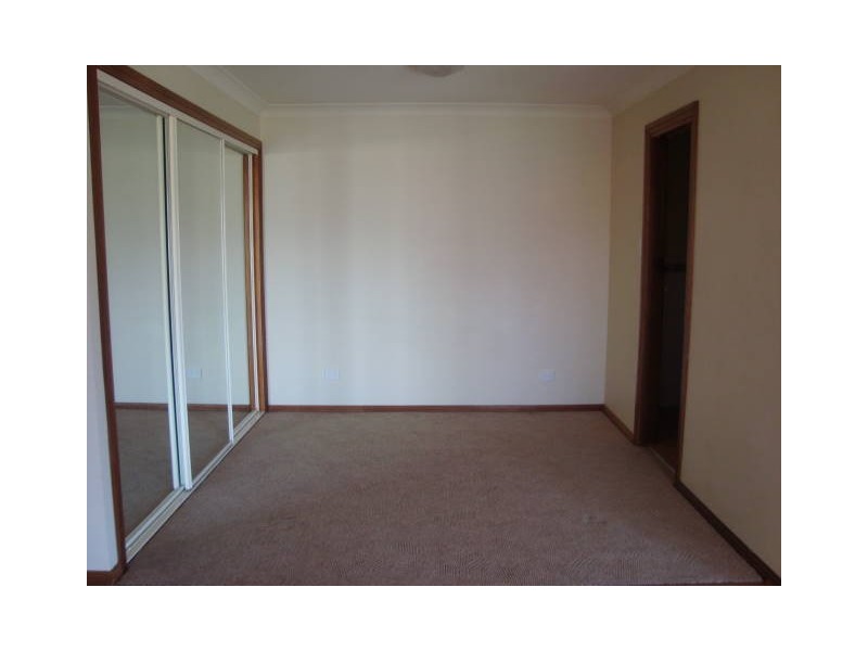 4A Pickets Place, Currans Hill NSW 2567