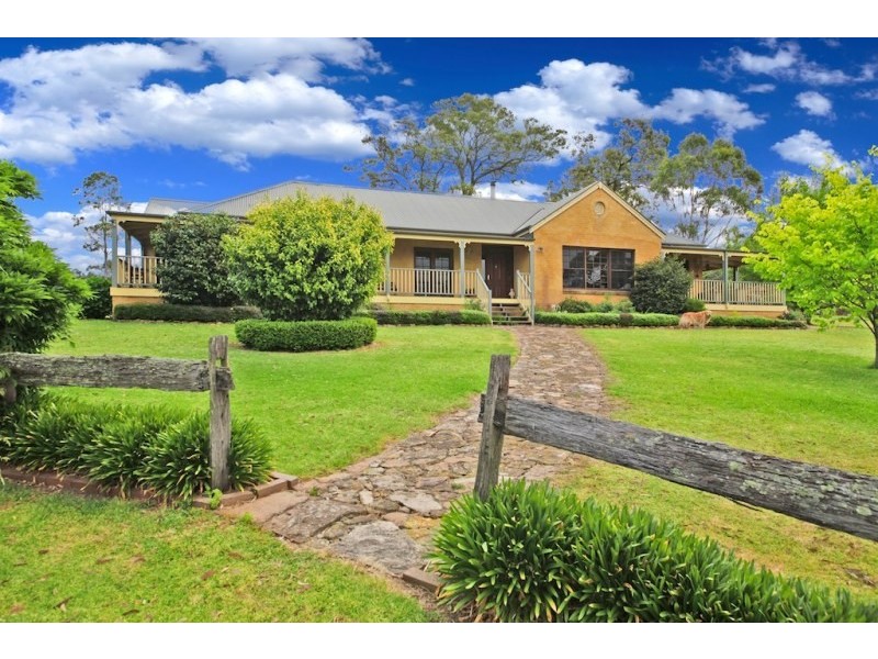5 Skarrats Lane, Lakesland NSW 2572