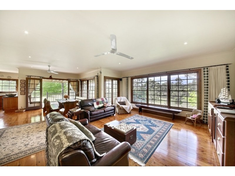 5 Skarrats Lane, Lakesland NSW 2572
