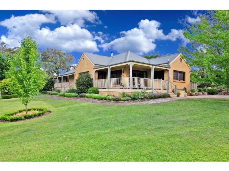 5 Skarrats Lane, Lakesland NSW 2572