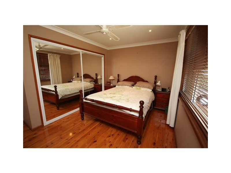 19 Merino Drive, Elderslie NSW 2570