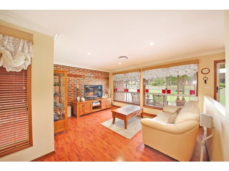 68 Valleyview Drive, Narellan NSW 2567