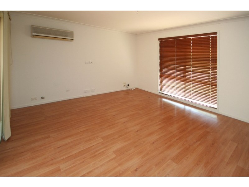 1 Lacy Place, Mount Annan NSW 2567