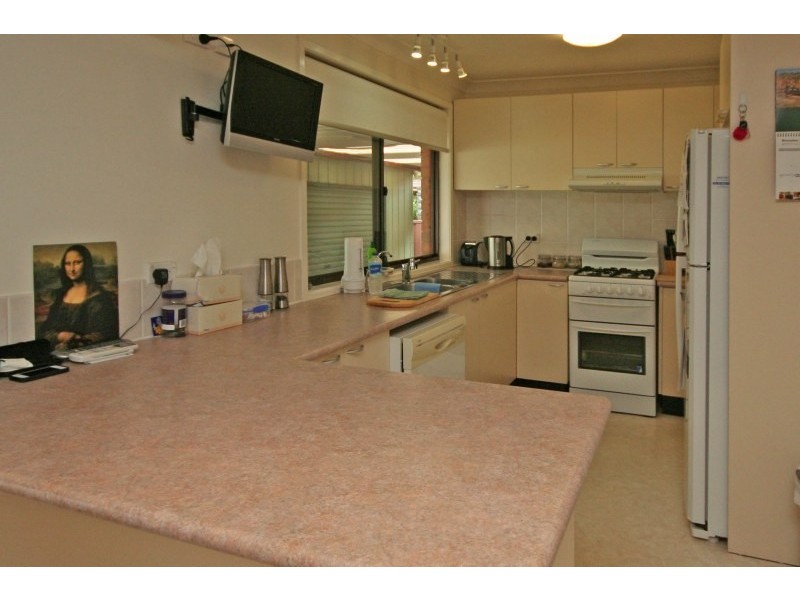 290 Welling Drive, Mount Annan NSW 2567