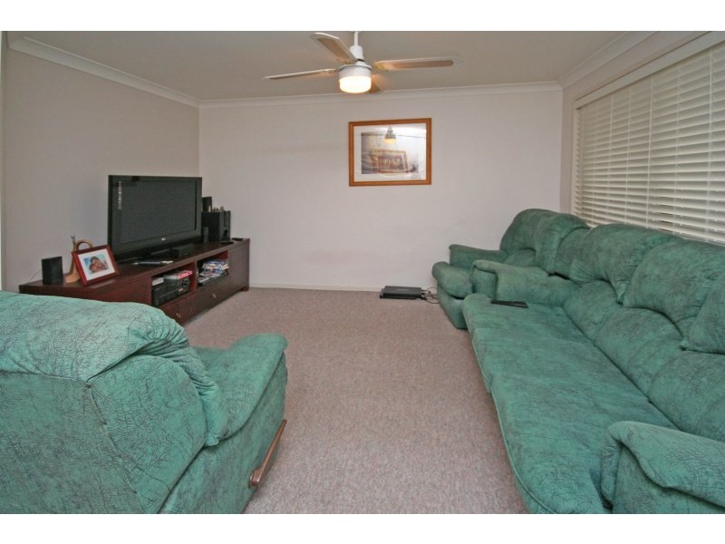 290 Welling Drive, Mount Annan NSW 2567