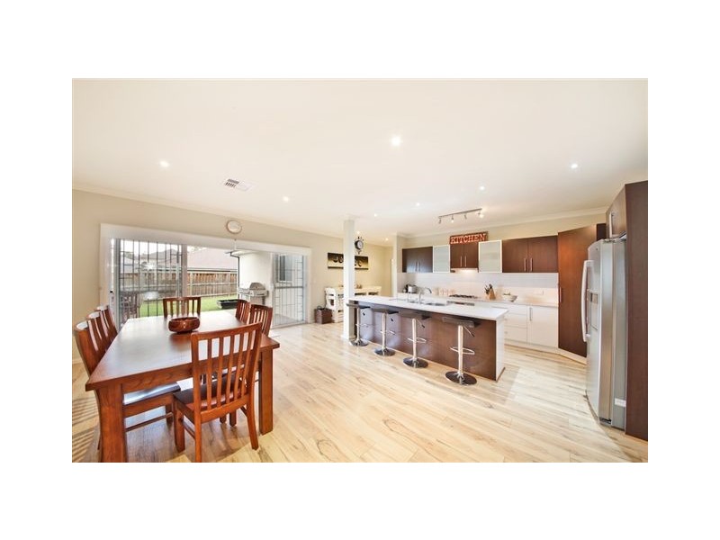 35 Rheinbergers Circuit, Elderslie NSW 2570