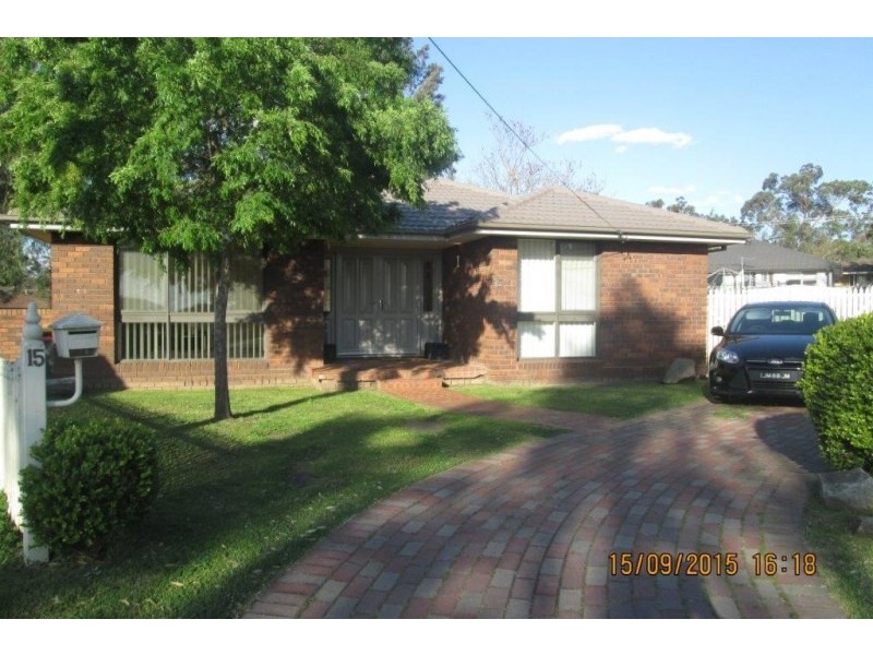 15 Cunningham Place, Camden South NSW 2570