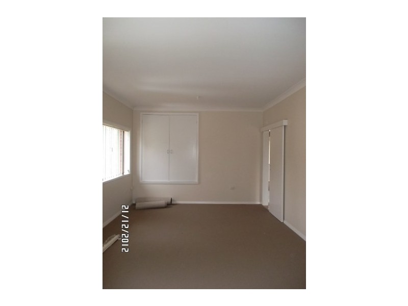 1/2 Purcell Street, Elderslie NSW 2570