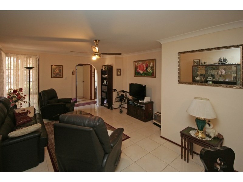4 Elliottdale Close, Elderslie NSW 2570